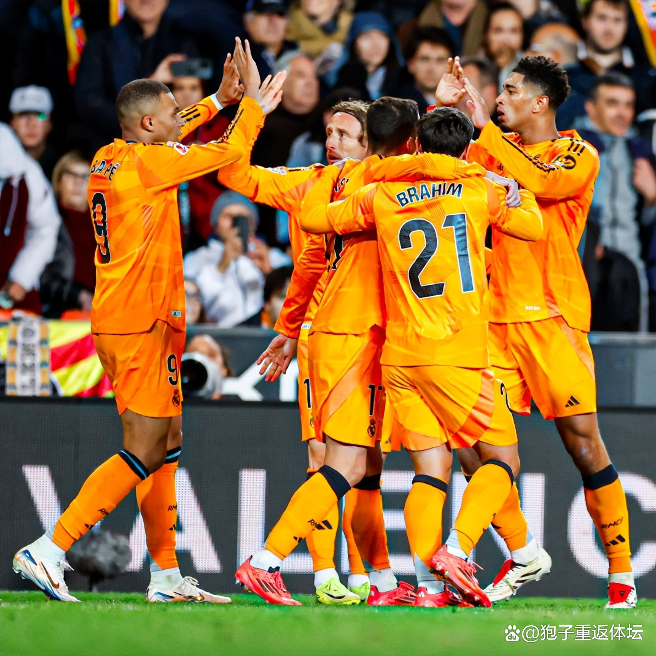 西甲联赛球队签约新生引发球迷热议 西甲联赛球队签约新生引发球迷热议