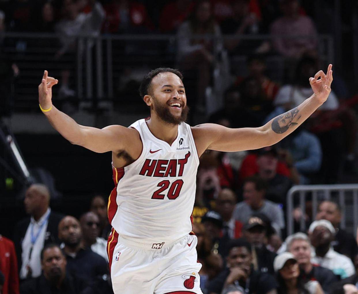 开云体育入口-关于篮网组合发威联手压制老鹰完美取得胜利的信息