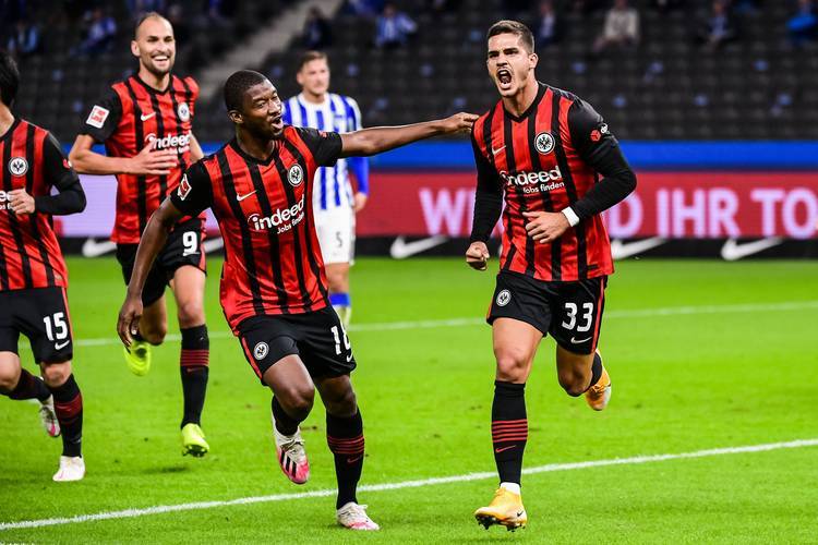 包含法兰克福客场击败汉堡，暂时领跑积分榜的词条