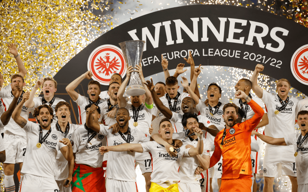 开云官网-法兰克福实现胜利，豪取三分的简单介绍