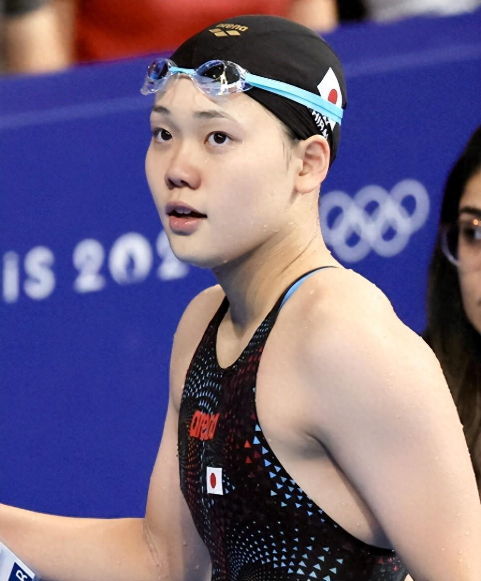 开云体育官网-日本选手击败对手，获得游泳比赛冠军