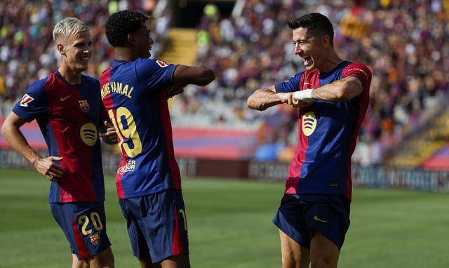 包含欧洲足球赛事势如破竹，实力球队崭露头角的词条