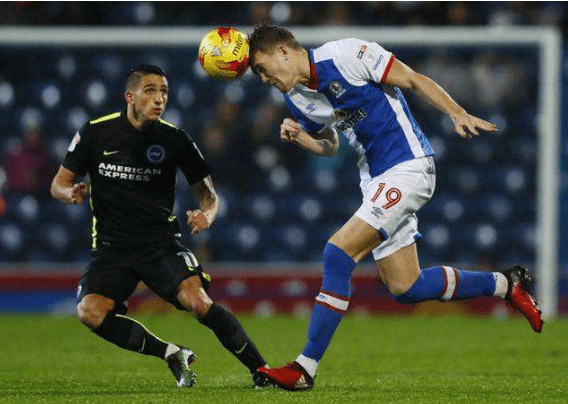 布莱克浦取得胜利，球队士气高昂的简单介绍