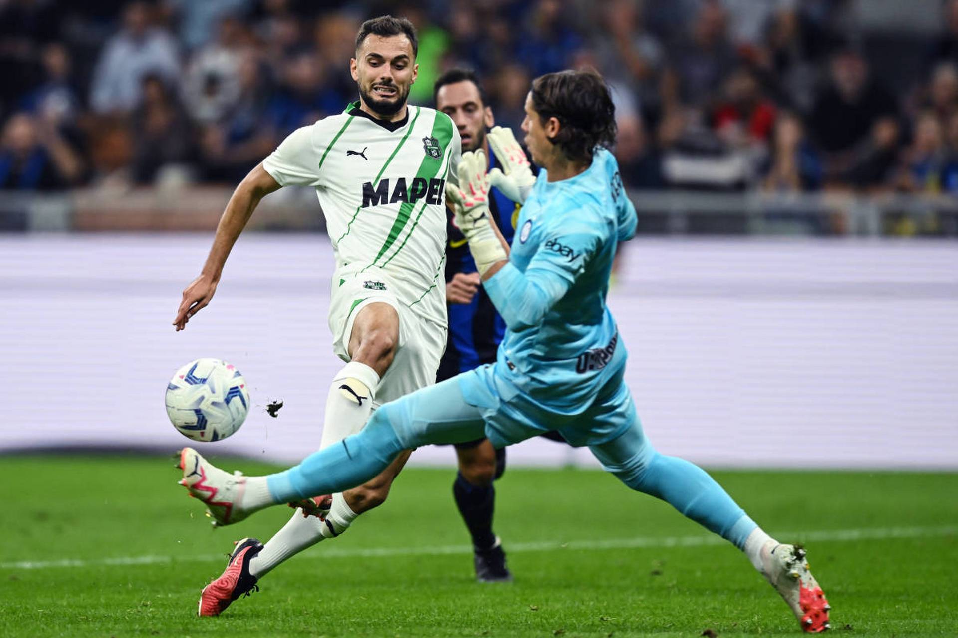 那不勒斯实现三连胜，总决赛步入正轨