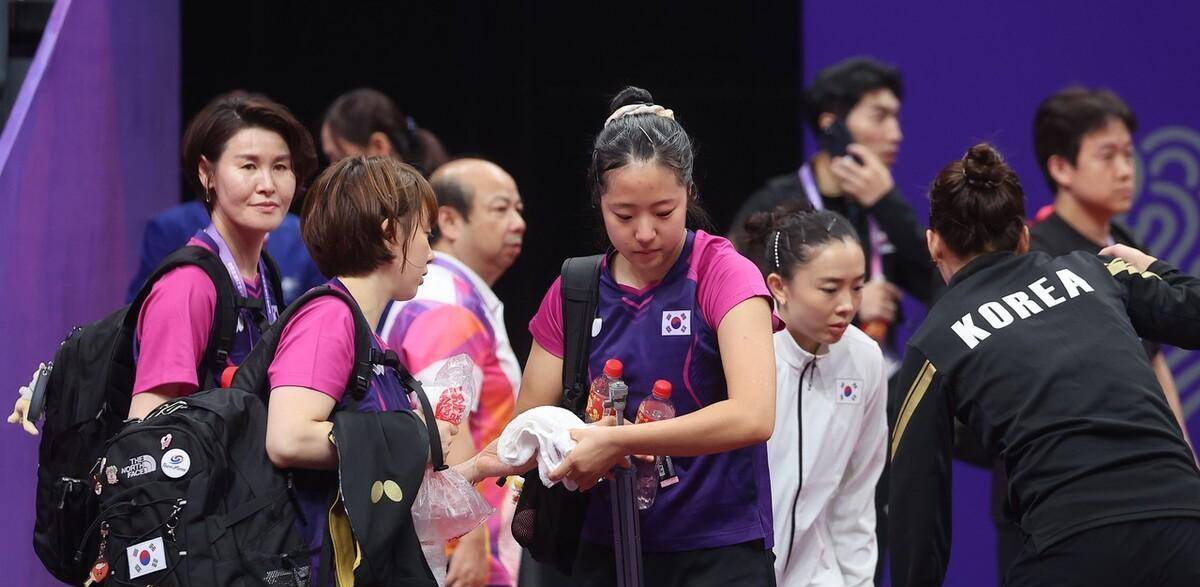 包含匈牙利客场逆袭成功，晋级之路的词条