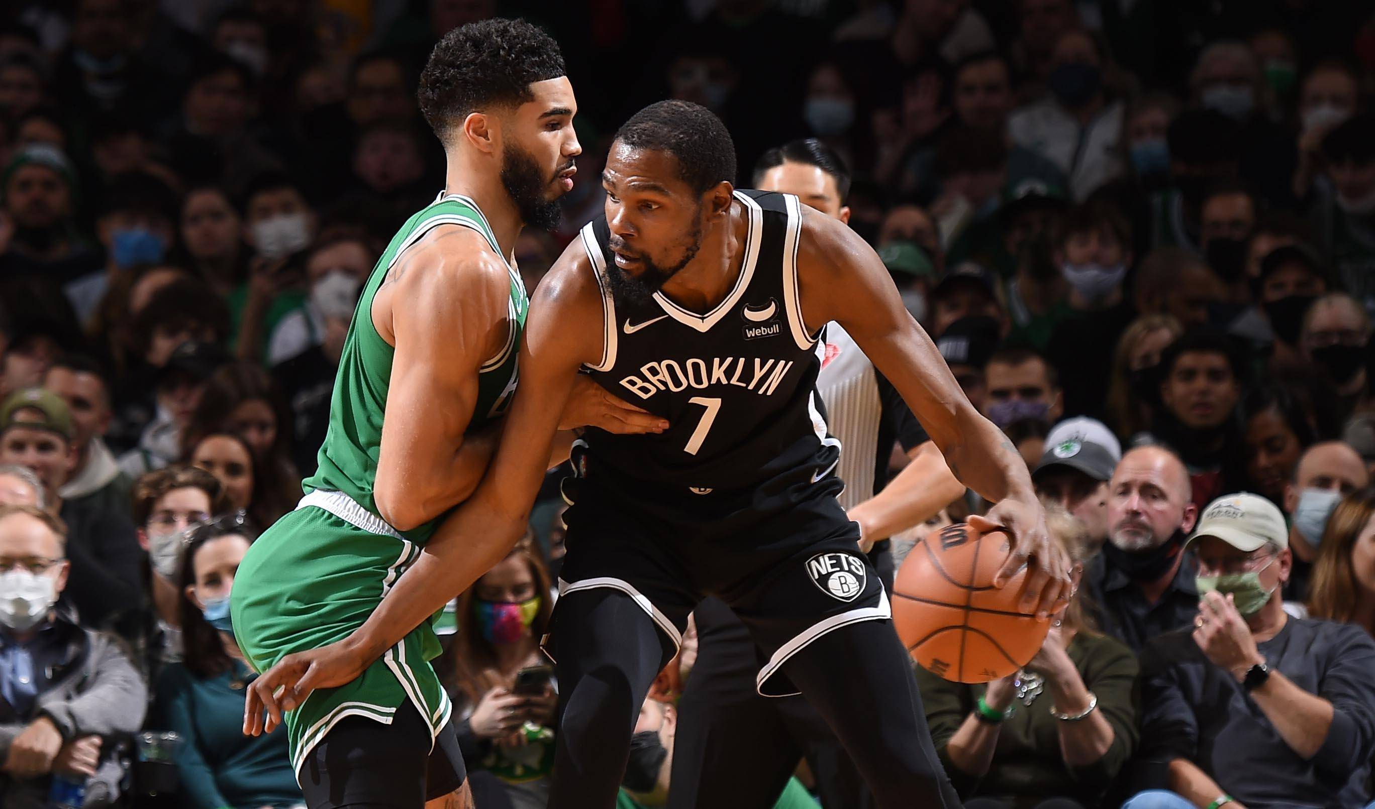 开云体育-勇士攻防俱佳，轻取凯尔特人取得连胜