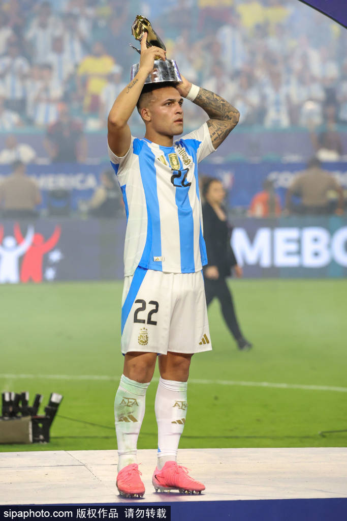 开云体育下载-阿根廷队夺得美洲杯冠军，梅西展现出色球技