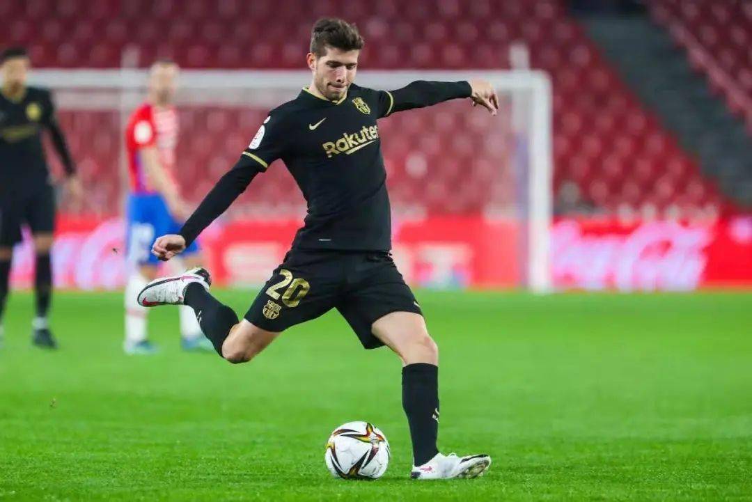 格兰纳达客场小胜，关键比赛强势发挥