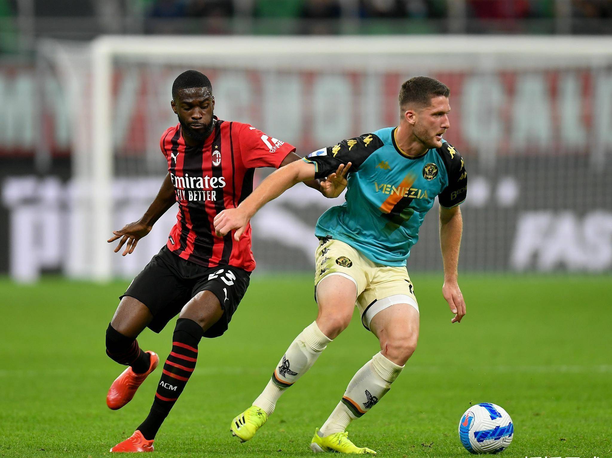 包含博洛尼亚客场不敌桑普多利亚，战绩蒙阴影的词条