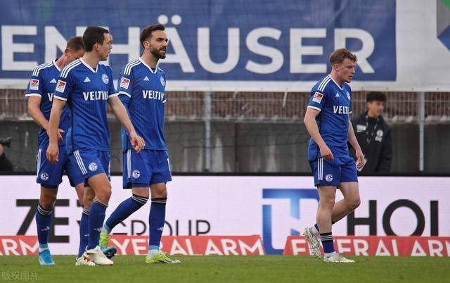 关于沙尔克队长因伤缺席下一场重要比赛的信息