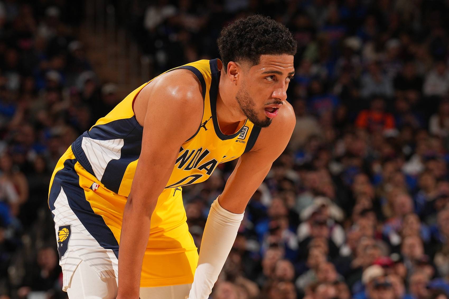 开云体育app-步行者队新援初登场，表现有所起色