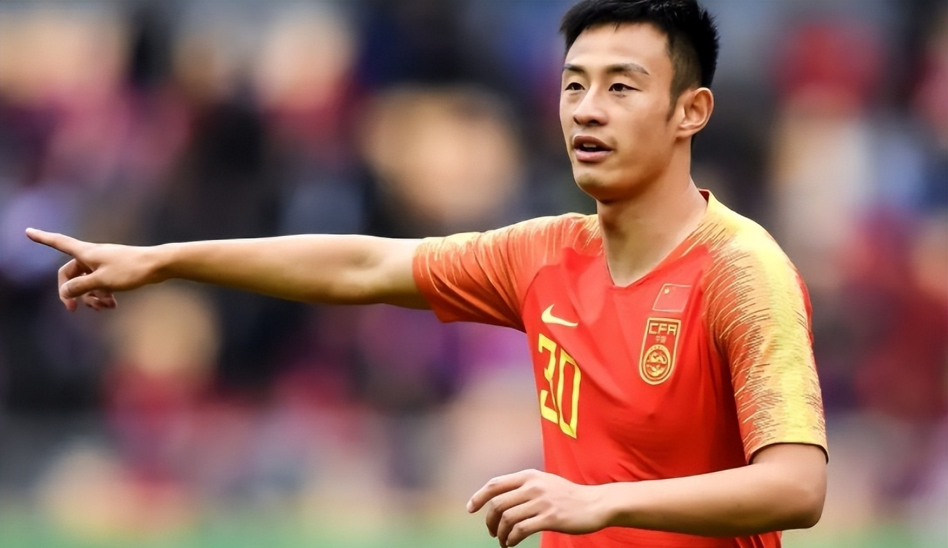 开云APP-鲁能击败富德，继续保级之路，期待更好表现