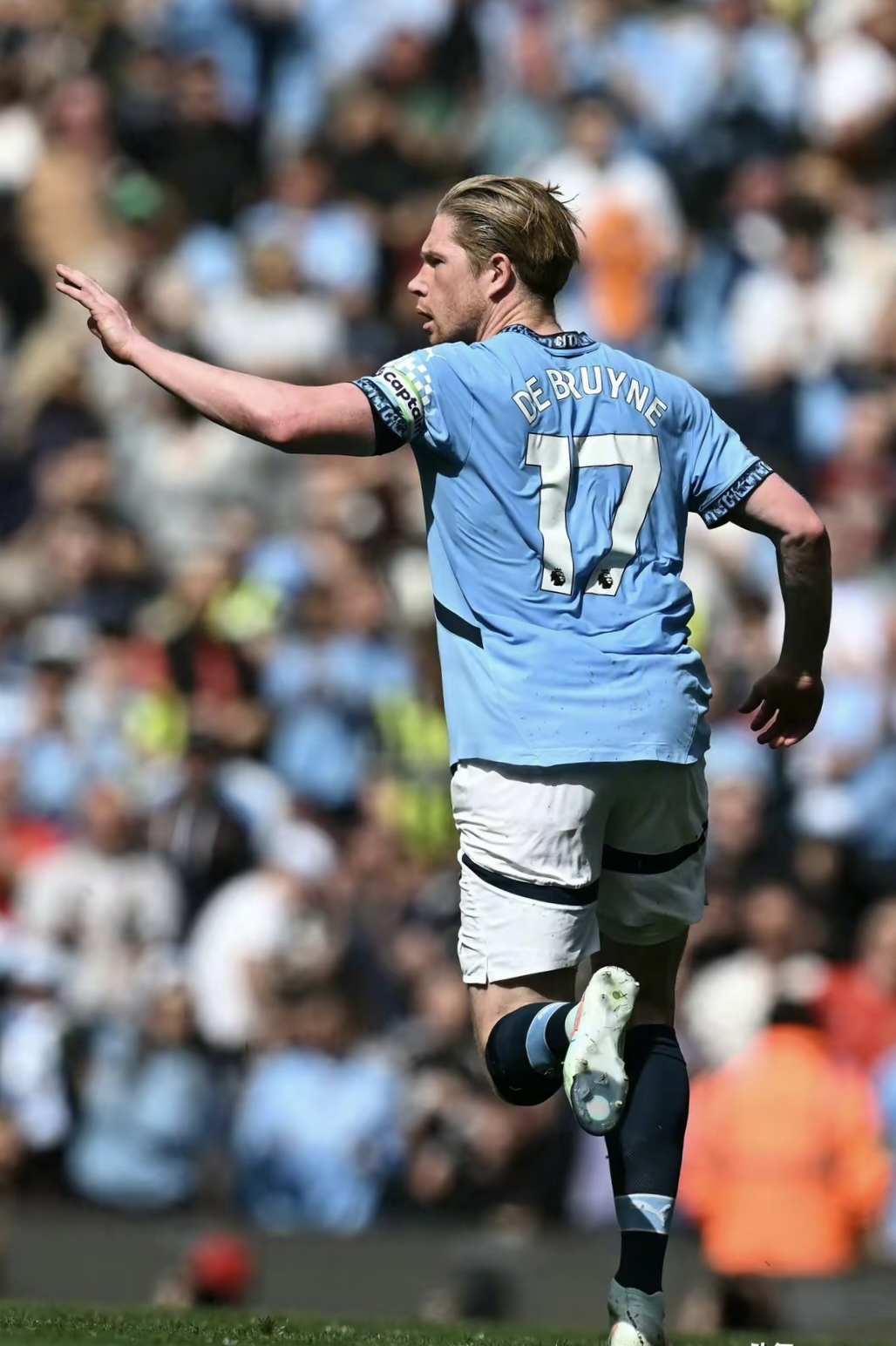 开云体育下载-关于曼城成功逆转，保持不败纪录继续前行的信息