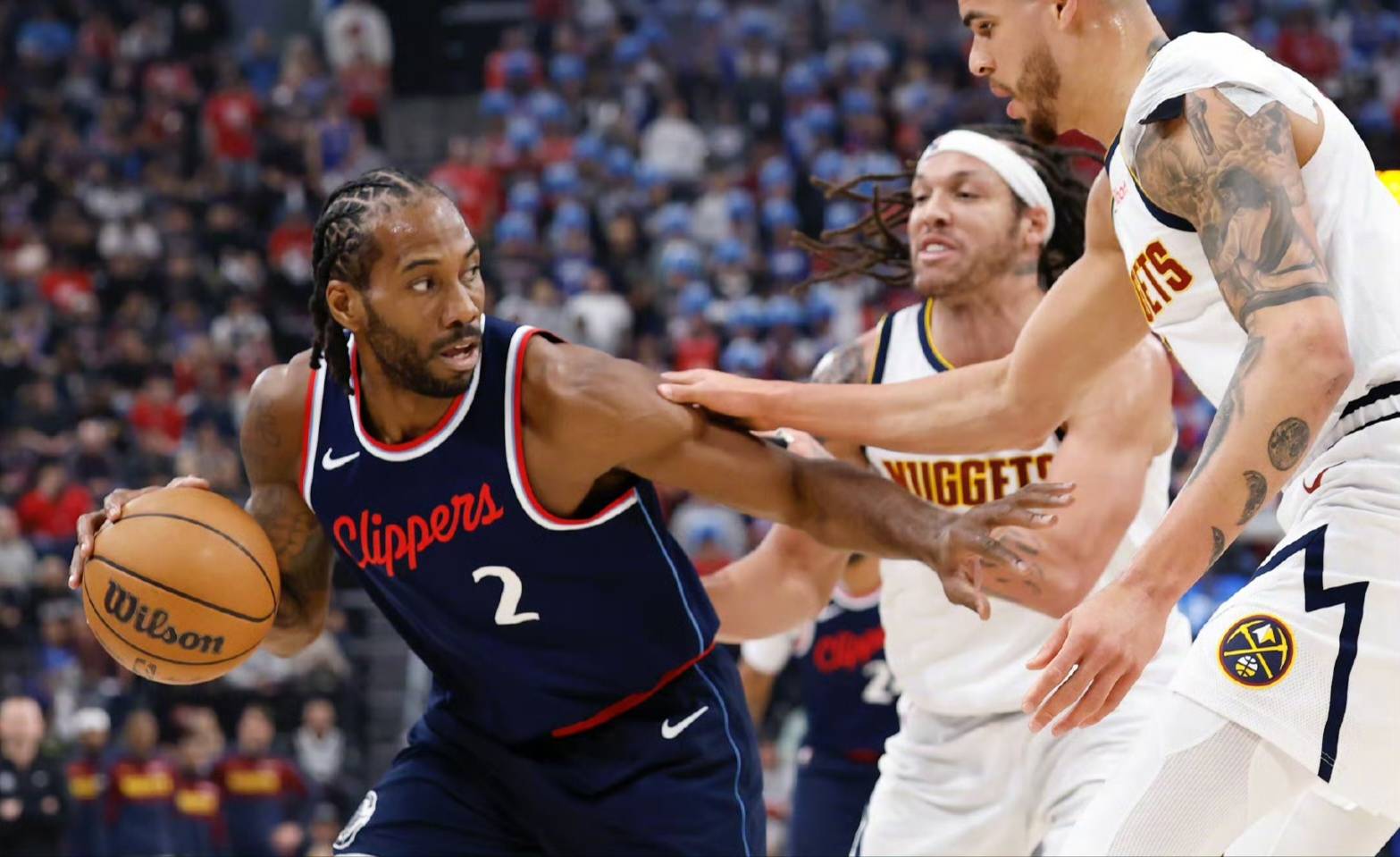 开云体育在线-快船主场变阵打败猛龙，取得四连胜势如破竹