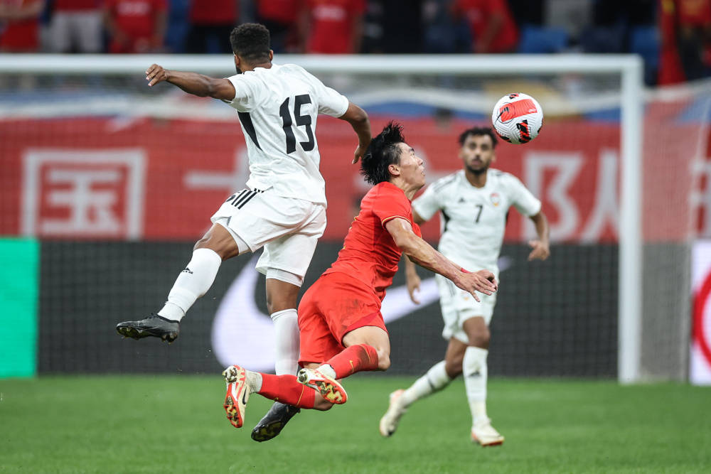 摩洛哥足球队面对挑战备战友谊赛