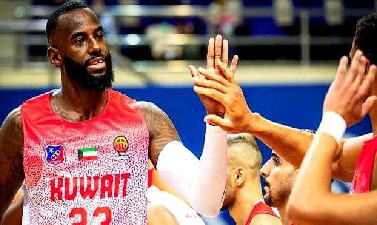 蓝领球员关键时刻挺身而出，帮助球队赢球