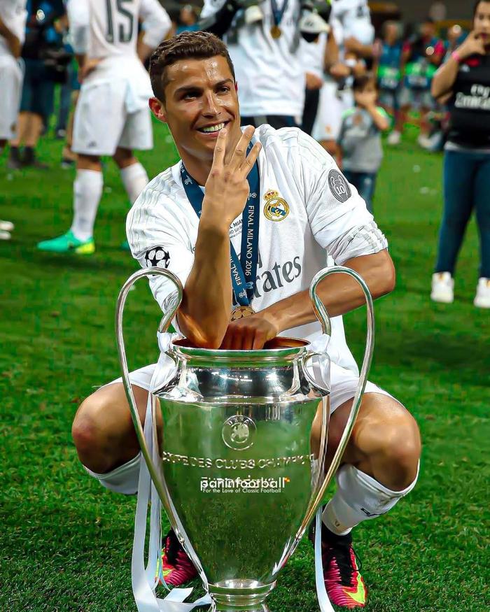 开云体育在线-包含足球赛季激烈对抗，冠军梦想不可阻挡的词条