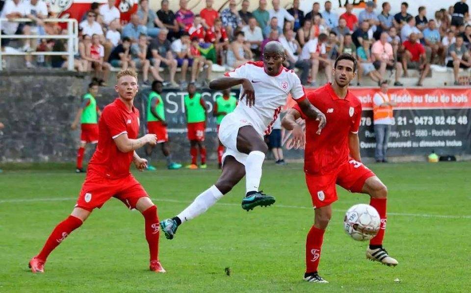 开云体育app-荷甲联赛：阿贾克斯险胜亚特兰大