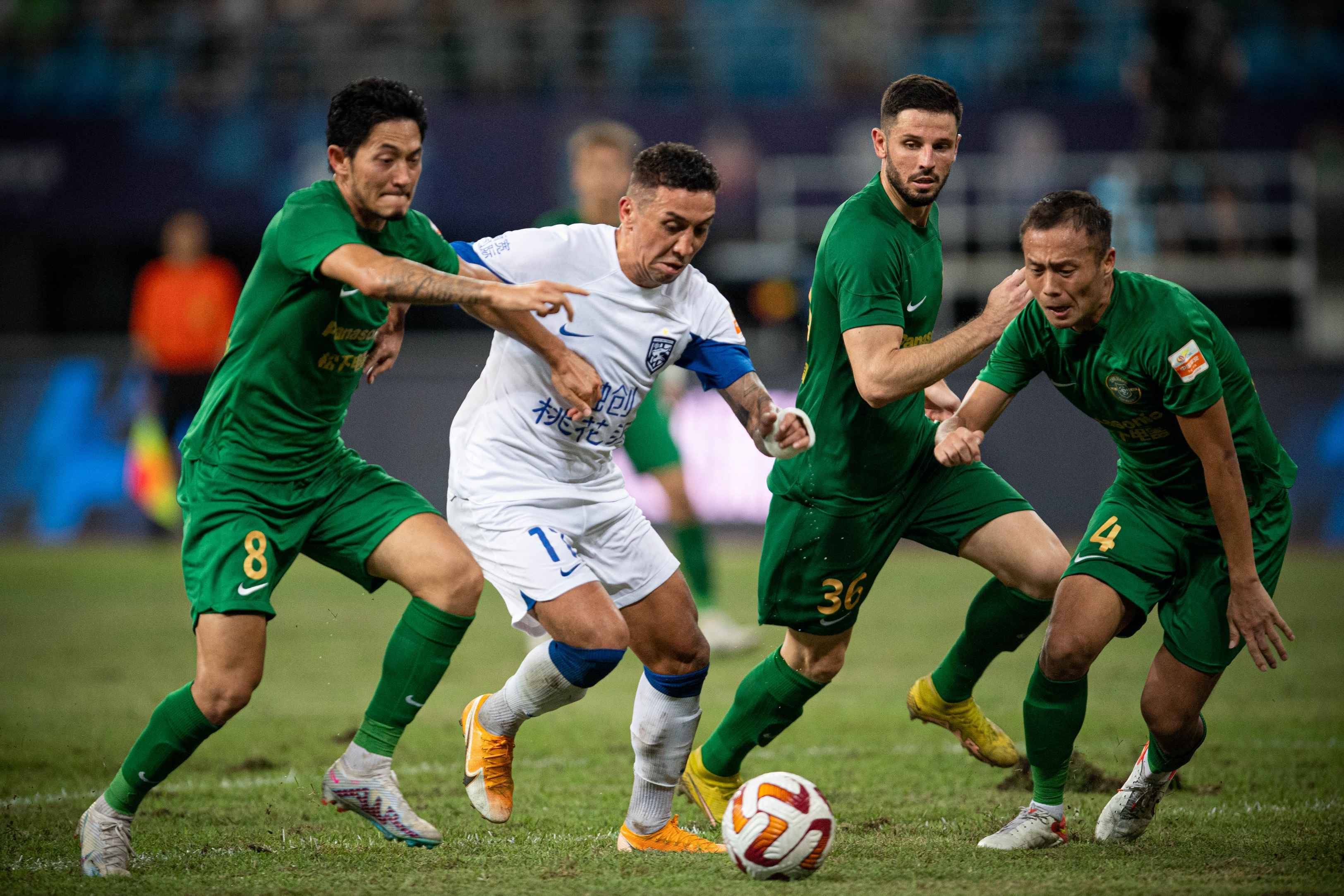 亚洲球队赛场壮举频现，实力雄厚热潮拉开的简单介绍