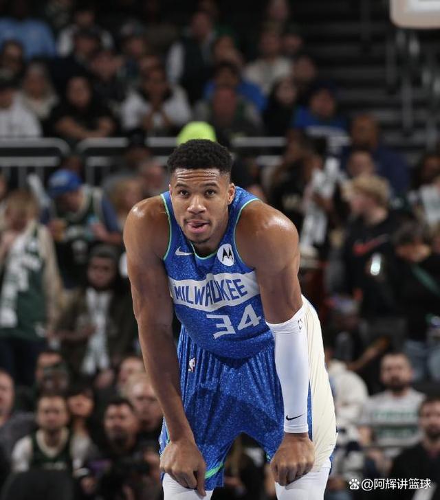 雄鹿队成功晋级总决赛,备受期待 雄鹿队成功晋级总决赛,备受期待