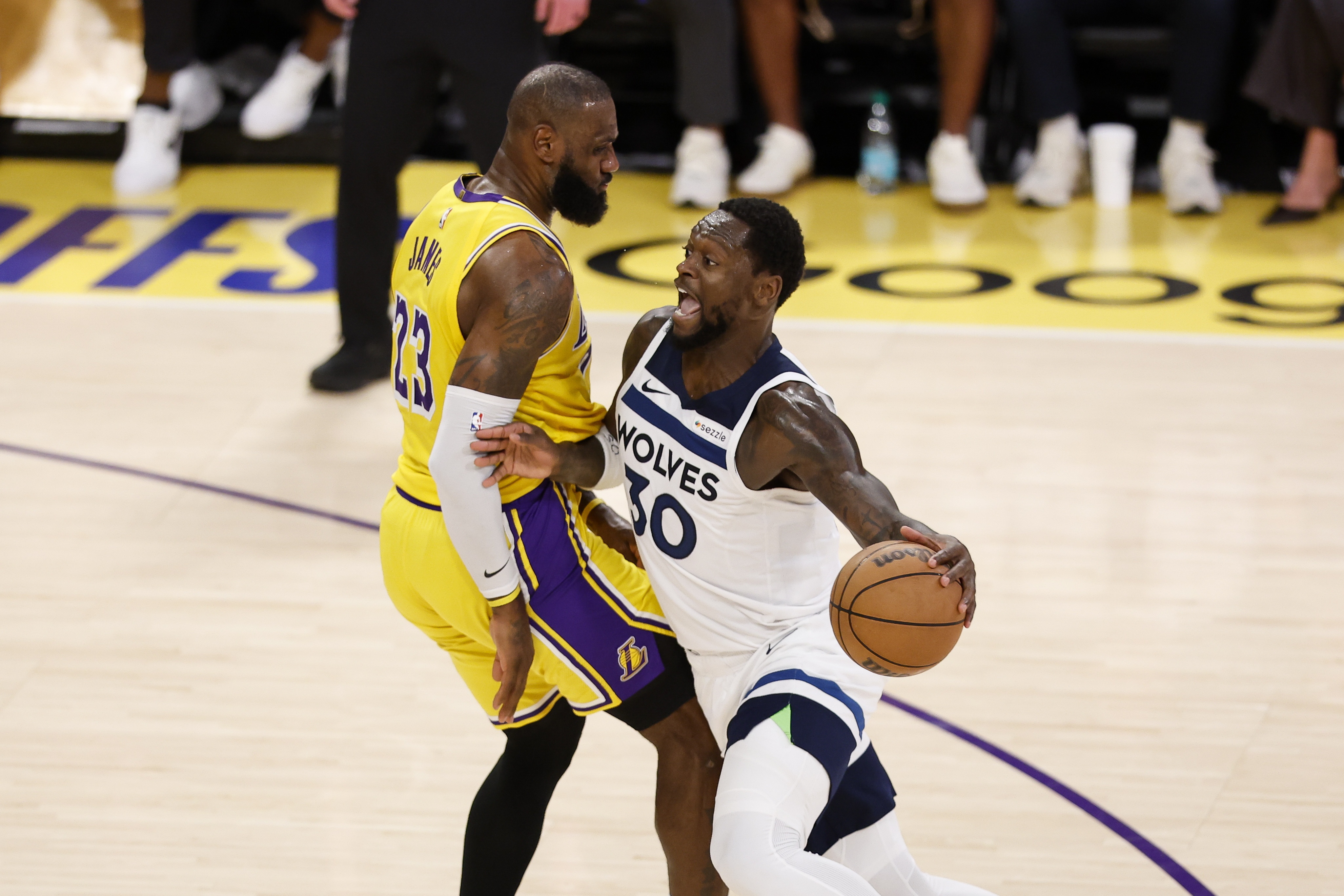 NBA季后赛即将开打,各队备战紧张 NBA季后赛即将开打,各队备战紧张