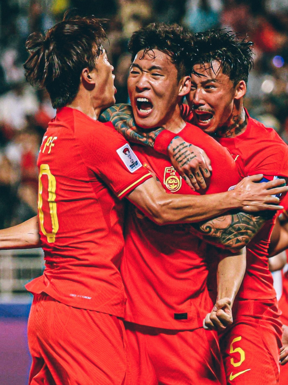 开云体育app-足球场上瞬间风云突变，中国队涅槃重生的简单介绍