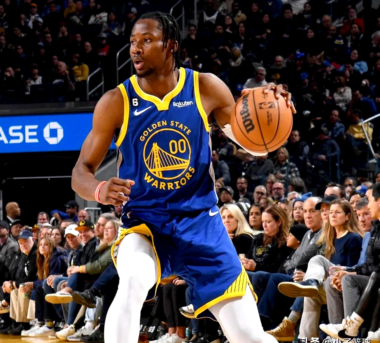 开云体育平台APP-勇士客场力克鹈鹕，库里表现抢眼