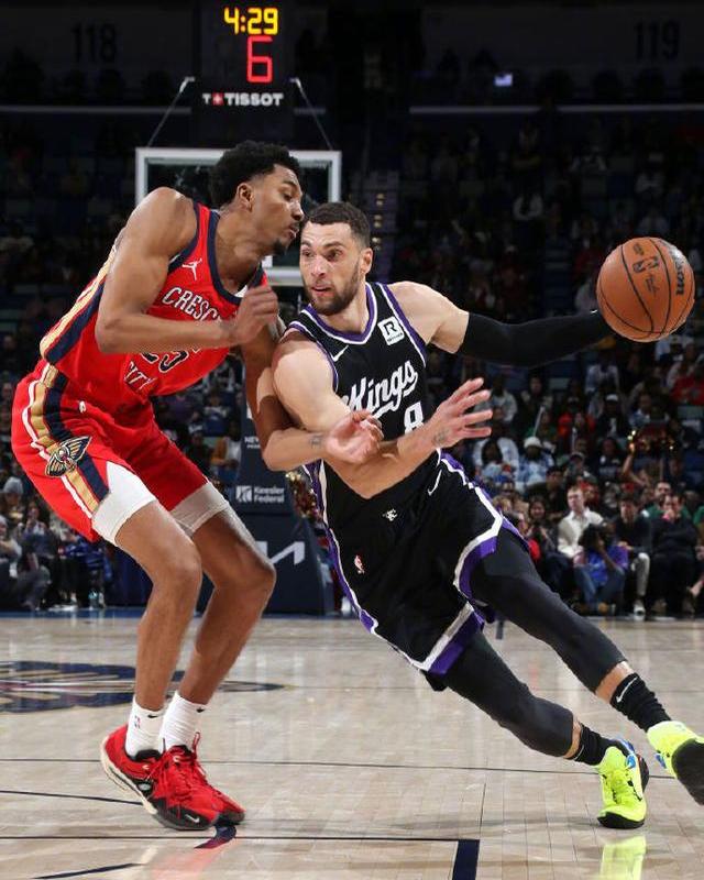 开云体育登录-鹈鹕队再获胜利，与太阳队对决半决赛