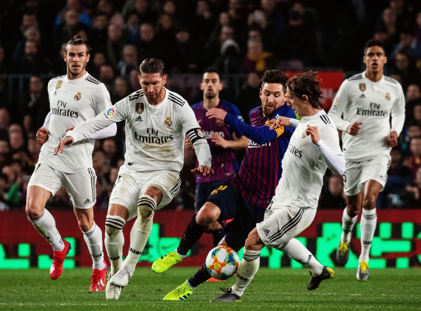 开云体育中国-皇马揭幕成功，主场出击期望继续