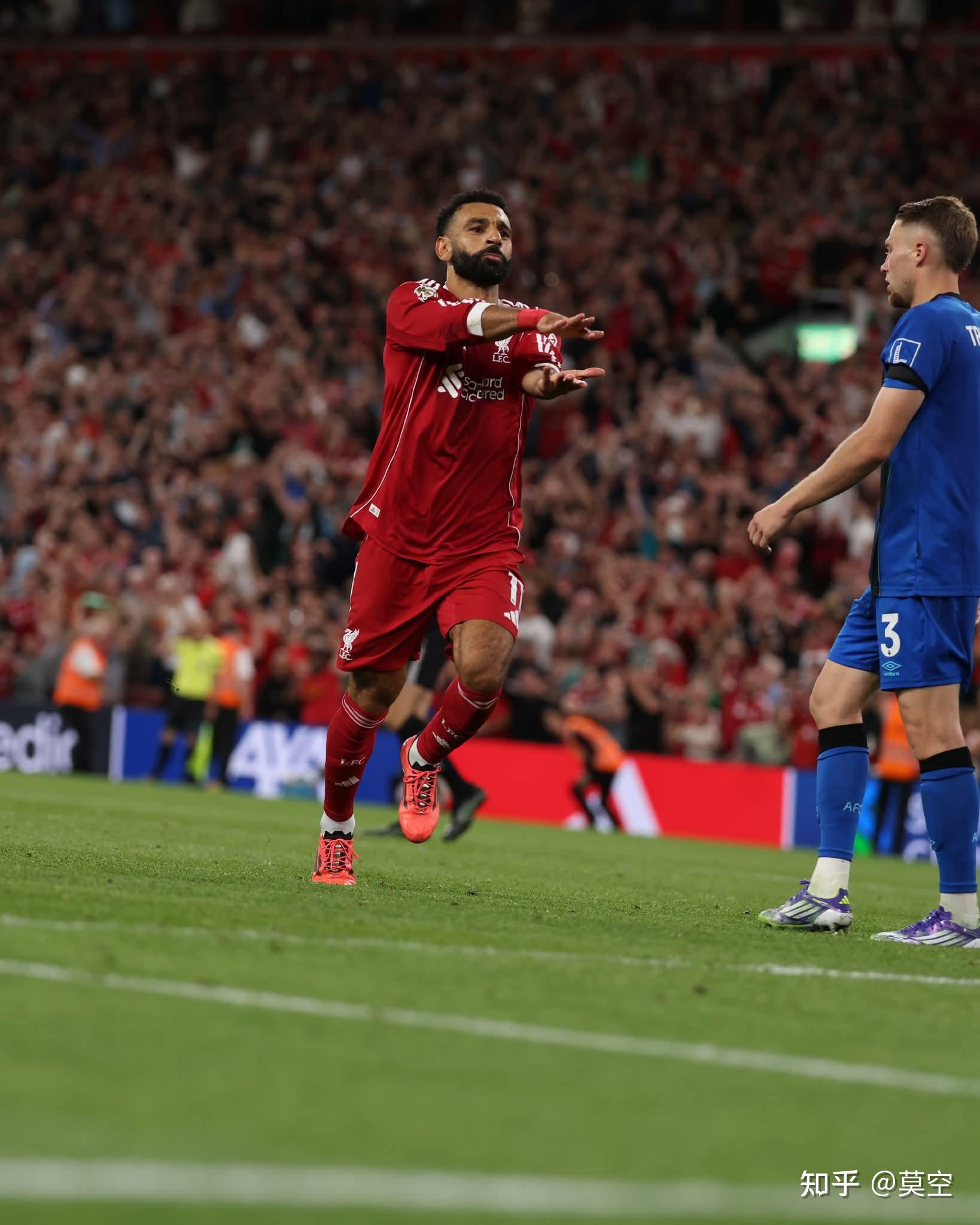 关于利物浦客场大胜伯恩茅斯,继续领跑积分榜的信息 关于利物浦客场大胜伯恩茅斯,继续领跑积分榜的信息